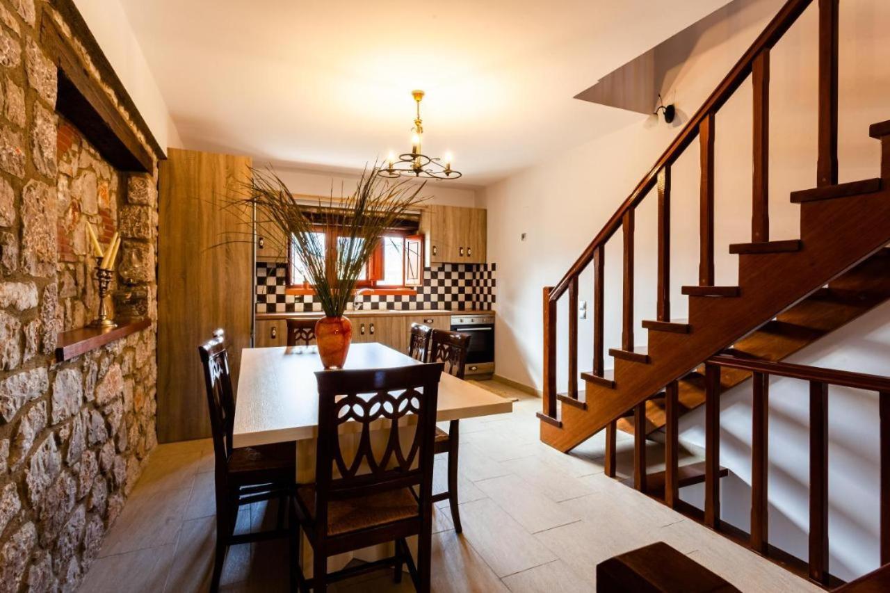 Stone Villas Dukes Паралион-Астрос Экстерьер фото