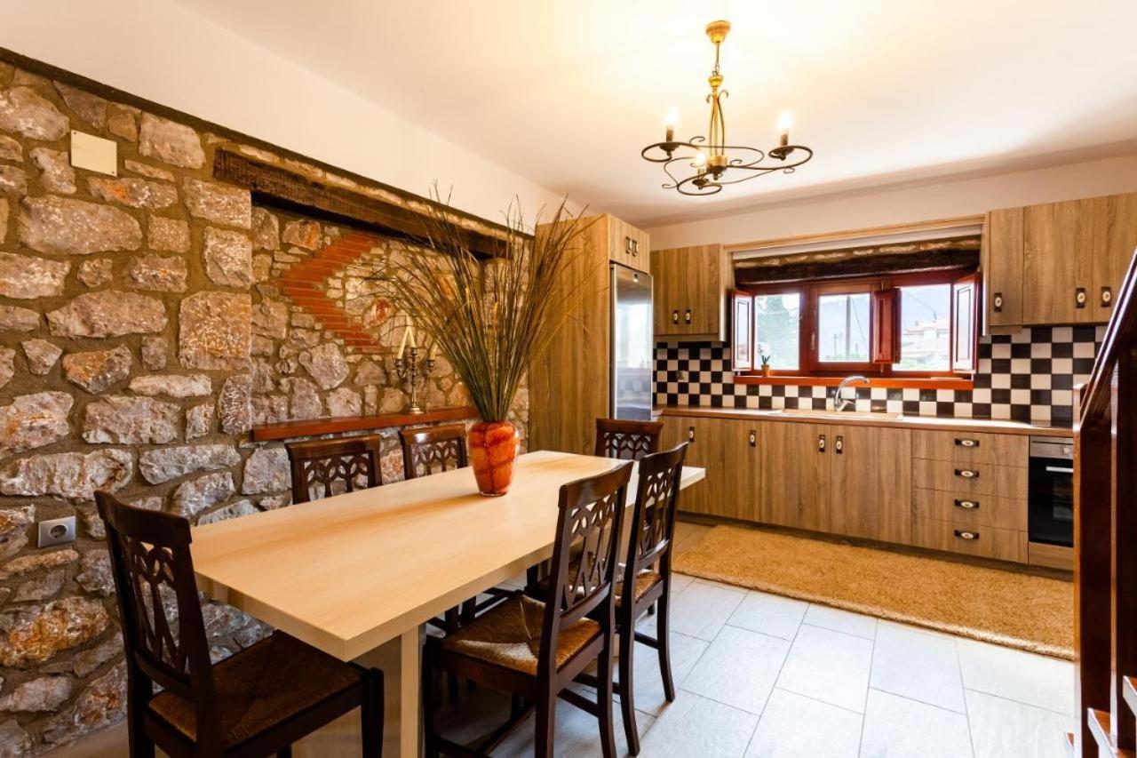 Stone Villas Dukes Паралион-Астрос Экстерьер фото